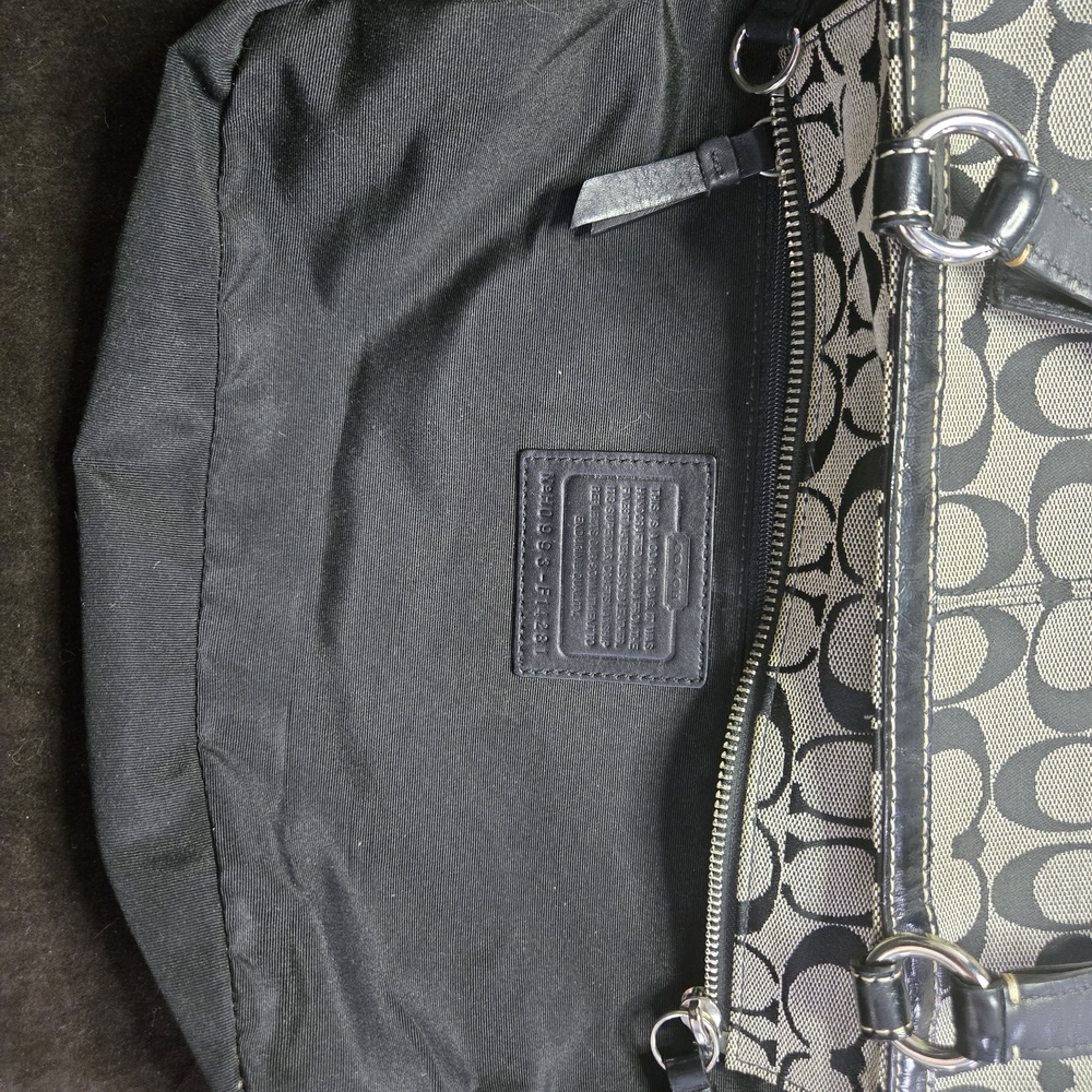 Authentic COACH Signature Pleated Gallery Tote - Black/Grey (F14281) - Picture 13 of 15